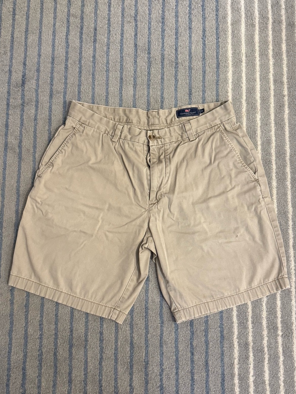 Vineyard Vines Men's Beige/Tan Casual Shorts- 34